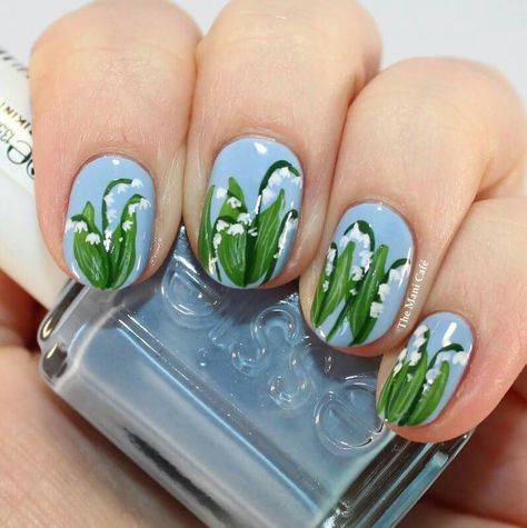 The Mani Cafe Lily Of The Valley Nails, Plant Nails, Bag Tutorials, Lily Of The Valley Flowers, Floral Nail, Gel Mani, Nail Art Designs Summer, Floral Nail Art, Nail Designs Glitter