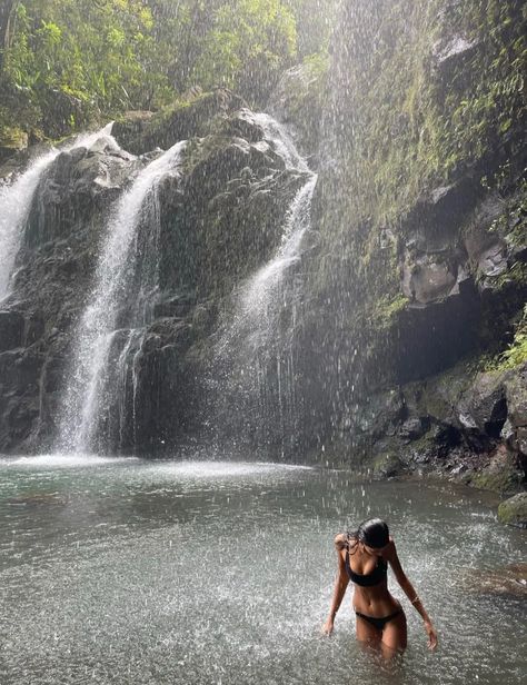 Waterfall Pictures, Thailand Adventure, Flipagram Instagram, Summer Picture Poses, Shotting Photo, Foto Tips, Chiang Mai Thailand, Foto Poses, Beach Poses