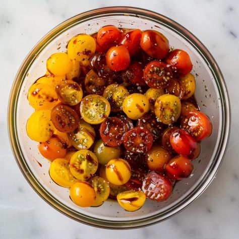 Cherry Tomatoes Recipe, Cherry Tomato Recipes, Tomatoes Recipe, Healthy Side Dish, Roasted Cherry, Vegetable Beef Soup, Roasted Cherry Tomatoes, Feta Pasta, Healthy Side