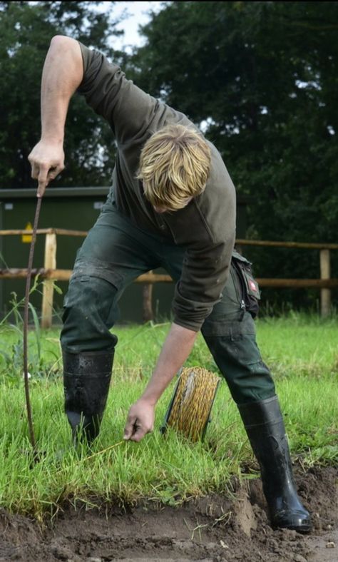 Farmer Guy Aesthetic, Male Gardener Aesthetic, Southern Boy Aesthetic, Cottagecore Boy Aesthetic, Farmer Aesthetic Man, Farmer Boy Aesthetic, Farm Boy Aesthetic, Taylor Miller, Farmer Boy