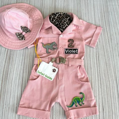 nunisewingworld - Etsy Pink Dinosaur Costume, Paleontologist Costume, Toddler Dinosaur Costume, Safari Jumpsuit, Costume Dinosaure, Safari Costume, Costume Toddler, Baby Rosa, Third Birthday Party