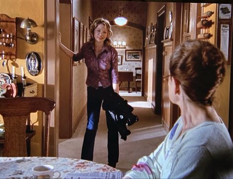 Jen Dawson Creek Outfits, Jen Lindley Outfits, Jen Lindley, Creek Aesthetic, Dawson Creek, Dawson's Creek, Dawsons Creek, Tv Time, 90's Fashion