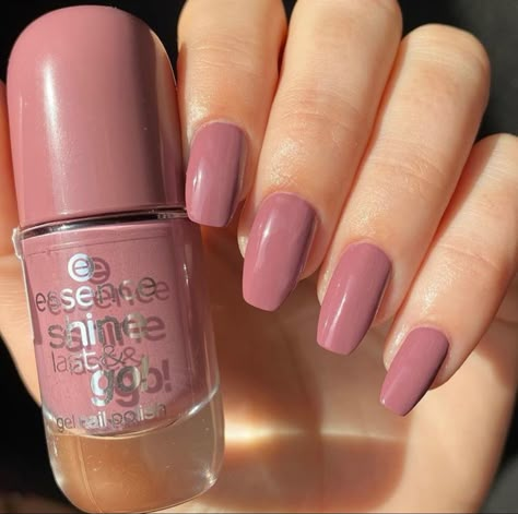 Best Nail Polish Brands, Drugstore Nail Polish, Nail Polish Colors Winter, Indian Nails, Gel Polish Nail Designs, Nail Paint Shades, Boho Nails, Cagatay Ulusoy, Nail Polish Brands