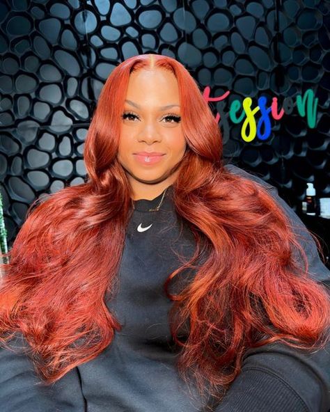 Colorful Wigs, Peekaboo Hair, Frontal Wig Hairstyles, Wig Ideas, Carrot Top, Hairstyle Inspiration, Hair Ponytail Styles, Colored Wigs, Hairstyle Gallery