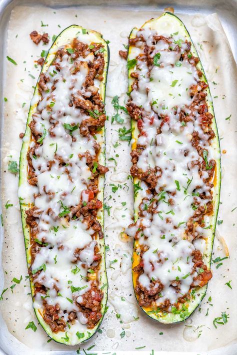 Lasagna Stuffed Zucchini, Lasagna Zucchini Boats, Lasagna Zucchini, Cookies Banane, Chicken Marinara, Stuffed Zucchini Boats, Stuffed Zucchini, Zucchini Boats, Dinner Chicken