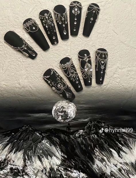 Diy Rhinestone Nails, Makeup Nails Designs, Fake Nails Designs, Maroon Nails, Art Deco Nails, Asian Nails, Gothic Nails, Grunge Nails, Glow Nails