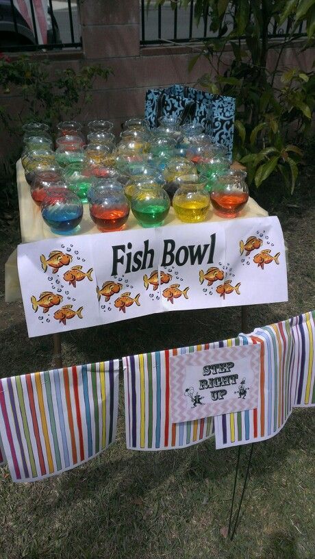 Circus theme fish bowl game Carnival Fish Bowl Game, Fish Bowl Game, Carnival Booths, Halloween Street, School Fair, O Fish Ally, Ring Game, Bowl Game, Toss Game