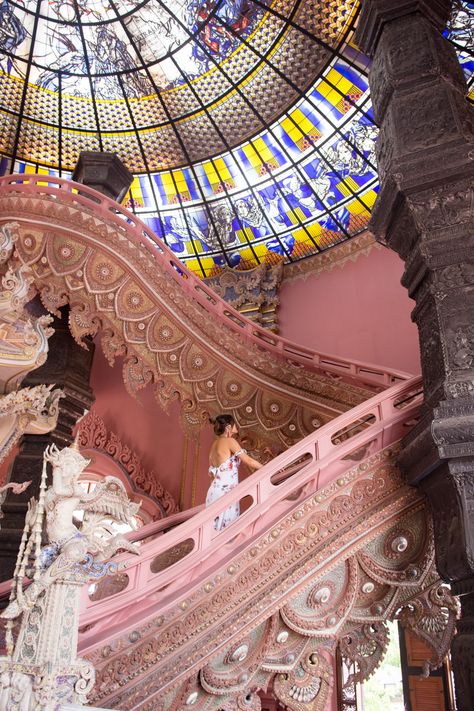 10 Things to Do in Bangkok Thailand that are Totally Instagrammable Erawan Museum Bangkok Thailand, Living In Thailand Aesthetic, Bangkok Photo Ideas, Bangkok Photoshoot, Bangkok Museum, Bangkok Thailand Aesthetic, Bangkok Instagram, Bangkok Aesthetic, Erawan Museum