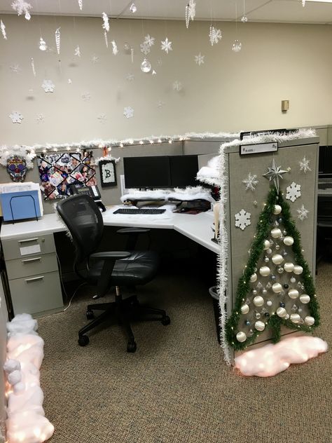 Christmas Cubicle Contest at work 2018 How To Decorate Your Cubicle At Work For Christmas, Let It Snow Cubicle Decorations, Holiday Desk Decorations Offices, Desk Decorating Ideas For Christmas, Work Cube Christmas Decorating Ideas, Winter Desk Decorations, Desk Decorating Ideas Work Christmas, Office Christmas Decorating Ideas For Work Cubicle, Cubical Decor Office Ideas Christmas