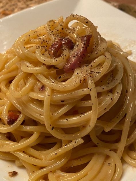 Carbonara Aesthetic, The Maddest Obsession, Maddest Obsession, Pasta Carbonara, Aesthetic Life, Food Dinner, Food Is Fuel, Unhealthy Food, Food Obsession