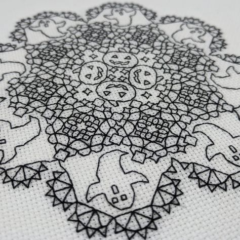 Halloween Blackwork Spooky Doilies Ghosts and Pumpkins - Etsy Halloween Blackwork, Motifs Blackwork, Blackwork Embroidery Designs, Ghosts And Pumpkins, Blackwork Embroidery Patterns, Pdf Embroidery Pattern, Blackwork Cross Stitch, Blackwork Designs, Blackwork Patterns