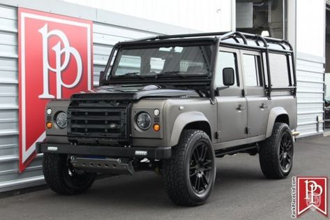 1993 Land Rover Defender 110 in United States for sale on JamesEdition Defender For Sale, Buying Land, Land Rover Defender 90, Land Rover Defender 110, Defender 110, Defender 90, Land Rovers, How To Buy Land, Land Rover Defender