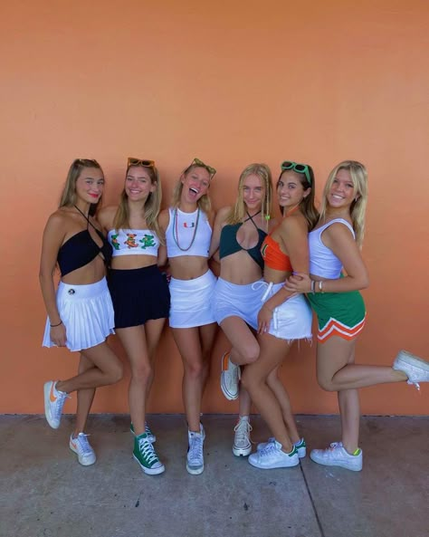 University
Miami
Tailgate
Girls
Blonde
Beach
Tailgate inspo
Outfit inspo U Miami Game Day, University Of Miami Game Day Outfit, U Miami Aesthetic, Umiami Student Aesthetic, University Of Miami Aesthetic, Umiami Tailgate, Umiami College, U Miami, U Of Miami