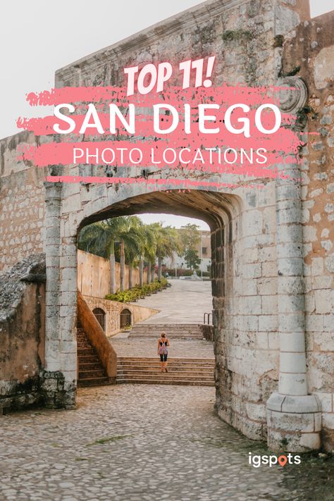 In this post, you'll find the 11 most popular Instagram spots for your next trip to San Diego, California (USA). Including picture and location links. San Diego Picture Spots, Places To Go In San Diego, San Diego Aesthetic Pictures, San Diego Instagram Spots, San Diego Photo Ideas, San Diego Photoshoot Locations, San Diego Picture Ideas, San Diego Instagram Pictures, San Diego Photography Locations