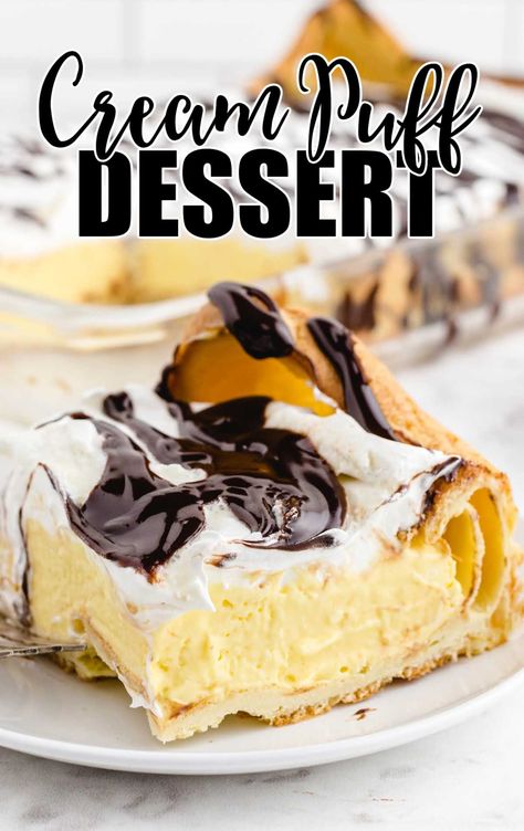 An easy twist on the classic French dessert, cream puff dessert uses creamy pudding and frozen whipped topping on top of a cream puff crust. Cream Puff Cake, Cream Puff Dessert, Cream Puffs Easy, Puff Cake, Cream Puff Cakes, Puff Dessert, Cream Puff Recipe, Hot Fudge Sauce, Puff Recipe