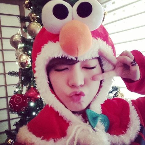 Sunny : #elmosunny!!! Merry! Happy! Sunny!! Christmas~!!! Snsd Christmas Icons, Snsd Christmas, Snsd You Think, Snsd Sunny, Sunny Snsd, Girl General, Snsd Jessica, Merry Happy, Kpop Idols