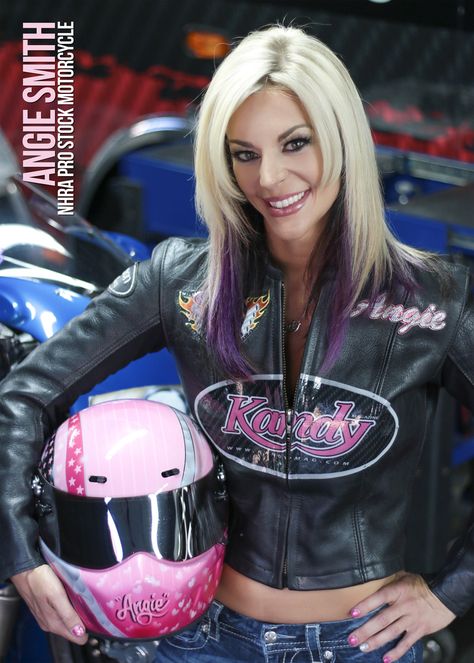 Motorbike Sport, Womens Motorcycle Fashion, Cute Motorcycle, Drag Bikes, Outfit For Ladies, Female Race Car Driver, Angie Smith, Female Racers, Women Drivers