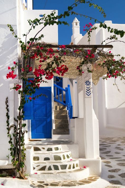 Traditional greek house on Sifnos island, Cyclades, Greece. Sifnos Wedding, Greek Style Home, Greek Homes, Mediterranean Homes Exterior, Blue Doors, Mediterranean Style Homes, Greek House, Mediterranean Home, Mediterranean Homes