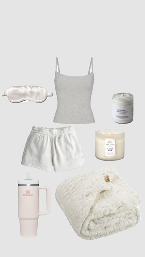 Pajamas Aesthetic, Self Care Sunday, Casual Preppy Outfits, Outfit Inspo Casual, Cute Lazy Day Outfits, Lazy Outfits, Lazy Day Outfits, Cute Preppy Outfits, Simple Trendy Outfits