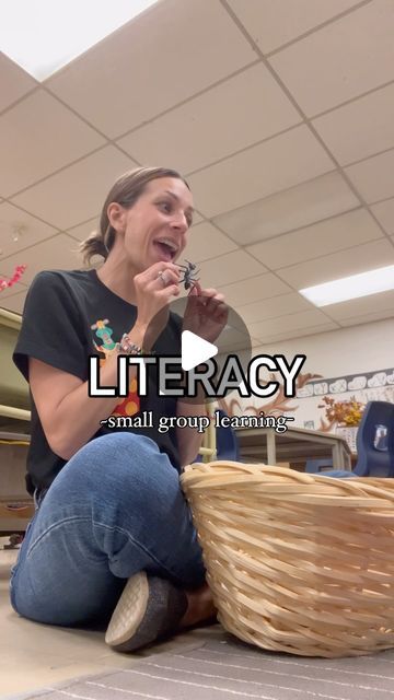 Cindy Dumevski | Kinder teacher 🇨🇦 on Instagram: "📌 Literacy Centre -small group instructions  This was a fan favourite! A bin of mystery objects, whiteboards, markers, and fun with an educator made this a winning activity! They loved counting out the sounds in each word and then identifying the corresponding letters.   Note: There are lots of ways to stretch out the sounds we hear in words. Stretching it out the way I did in the video is just our way to do it. I am honestly still learning like so many of you, so try things out and see what works best for you. We collected a basket of random objects. Each item was a simple decidable word for our students to sound out and write.   We modified this activity for our learners.  *Learners that need more letter/sound practise, had to pick out Letter Sound Activities, Sounding Out Words, Random Objects, Phonemic Awareness Activities, Blending Sounds, Letter Sound, Beginning Sound, Small Group Instruction, Homeschool Learning