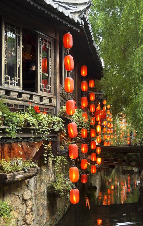 Old China Aesthetic, China Nature, Lijiang China, Japan Honeymoon, Ocean Room Decor, Sacred Garden, Yunnan China, Floating Garden, Lijiang