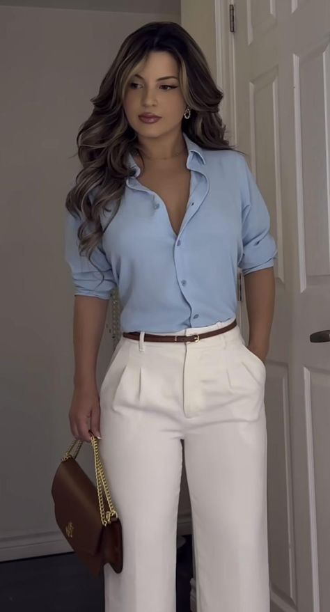 Fitted Button Up Shirt Outfit, Buisnesscore Outfit Women, Work Week Outfits, Women Business Casual Outfits, Business Professional Outfits Women, White Button Down Outfit, Clean Outfit, Cute Professional Outfits, Professional Outfit