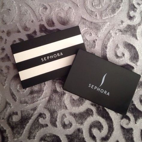 Aesthetic Louis Vuitton, Makeup Christmas Gifts, Girlfriend Christmas Gifts, Christmas Card Gift, Makeup Products Sephora, Jewelry For Girlfriend, Card Gift Ideas, Sephora Gift, Sephora Gift Card