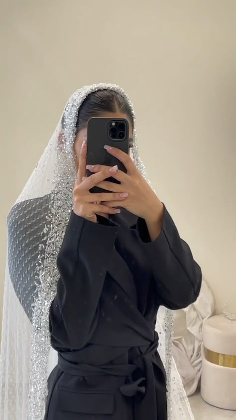 For the love of Veils 🥵 #fyp #foryou #foryoupage #bridal #wedding #weddingdresses #veil #art #fashion #girlboss #xyzcba #smallbusiness Arabic Veil Wedding, Hijabi Veil Wedding, Big Wedding Veil, Dramatic Veil Wedding, Bridal Veil Ideas, Nikkah Veil, Wedding Dress With Long Veil, Wedding Veil Ideas, Veil Art