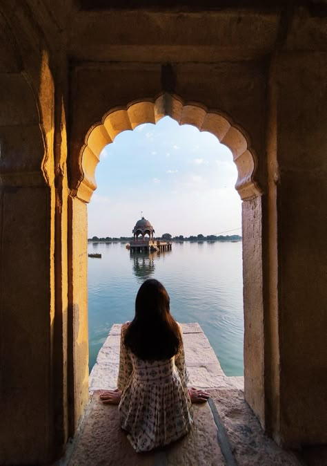 Golden Temple Photo Ideas, Hampi Photography Ideas, Photo Poses In Banaras, Rajasthan Photo Ideas, Vrindavan Photography Poses, Jaisalmer Photography Poses, Rajasthan Poses, Hampi Photoshoot, Jaipur Pics