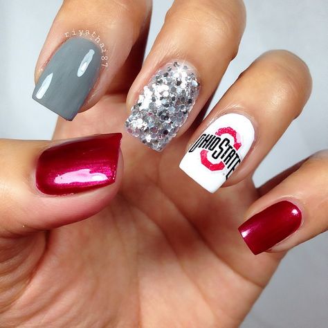 364 Likes, 22 Comments - Riya's Nails Salon (@riyathai87) on Instagram: “Ohio state buckeyes 💅💅” Ohio State Buckeyes Nails Art, Buckeye Nails Ohio State, Ohio State Nail Art, Osu Buckeye Nails, Ohio State Football Nails, Osu Nails Buckeyes, Ohio State Buckeyes Nails, Ohio State Nails Designs, Red And Grey Nails