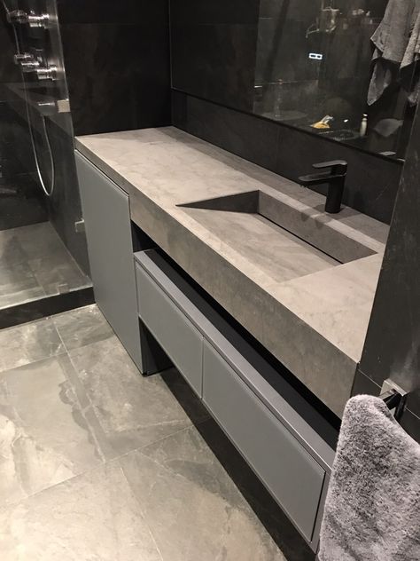 Concrete Sink Bathroom, Bathroom Design Styles, House Makeovers, Minimal Bedroom, Integrated Sink, Bathroom Color Schemes, Outdoor Living Design, Restroom Decor, Dorm Room Inspiration