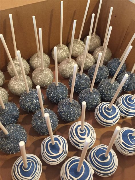 Silver And Blue Birthday Party, Blue Birthday Food Ideas, Mama Mia Cake Pops, Blue Themed Bday Party, Navy Blue Sweet 16 Cake, Blue Themed Sweet 16 Party Ideas, Navy Blue And Silver Birthday Cake, Blue And White Sweet 16 Decorations, Blue Cake Pops Birthday