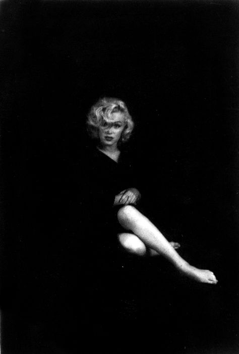 The world of old photography: Milton Greene: Marilyn Monroe, 1953 Milton Greene, Harold Lloyd, Julie Christie, Marilyn Monroe Fashion, The Misfits, Joe Dimaggio, Mae West, Vivien Leigh, Old Photography