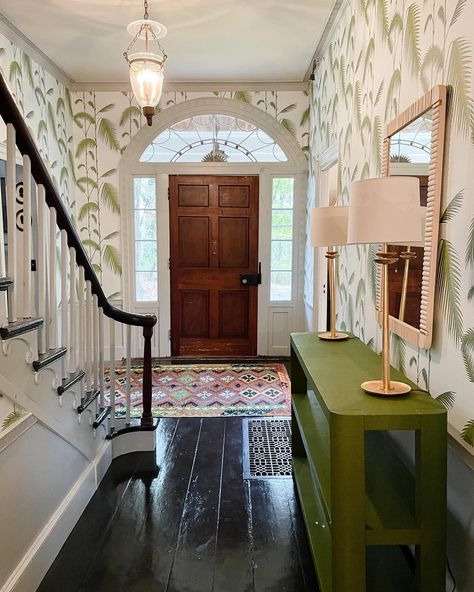 Twelve Chairs Interiors Dutch Colonial Entryway, Yellow Colonial House, New England Colonial Living Room, Southern Colonial Interior, Colonial Revival House Interior, Vintage Revival Interior Design, Colonial Entryway Foyers, 1920s Colonial House, Colonial Decorating Ideas