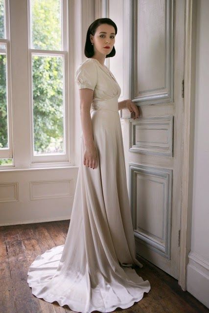 1940s style wedding dress, with puff sleeves 1940 Wedding Dress, Vintage Wedding Dress 1940s, 40s Wedding Dresses, 40s Wedding, 1940s Wedding Dress, 1940s Wedding, Vintage Inspired Wedding Dresses, Vintage Brides, Vintage Wedding Dress