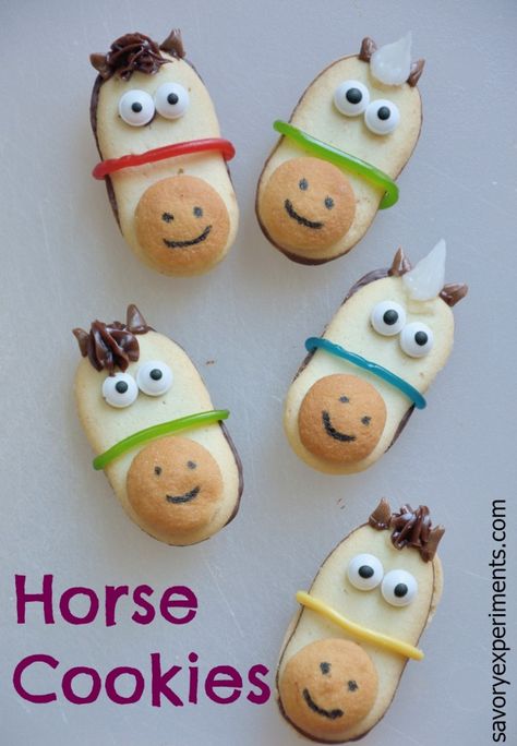 No-Bake Horse Cookies are a simple way to be festive for the Kentucky Derby or Preakness! Horse Cookies Recipes, Kentucky Derby Food, Best No Bake Cookies, Horse Themed Party, Horse Cookies, Diy Horse, Horse Birthday Parties, Horse Party, Horse Birthday