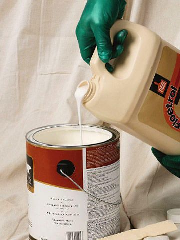 Must-Know Painting Tips (You'll Want to Read This Before You Paint) | Better Homes & Gardens How To Paint Plastic, Paint Additives, Indoor Paint, Paint Plastic, Paint Combinations, Hanging Plant Holder, Hanging Plants Indoor, Grey Paint, Paint Paint