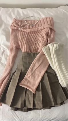 Korean Cute Outfits, Jumper And Skirt, Stylish Outfits Casual, Wide Leg Jeans Outfit, Christmas Party Outfits, Trendy Outfits For Teens, Trendy Fall Outfits, Party Outfits, Simple Trendy Outfits