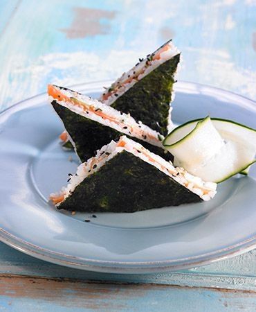 Spicy tuna sandwich Recept Sandwiches, Sushi Love, Sushi Sandwich, Afternoon Snack, Sushi Recipes, Asian Dishes, Afternoon Snacks, I Love Food, Fried Rice