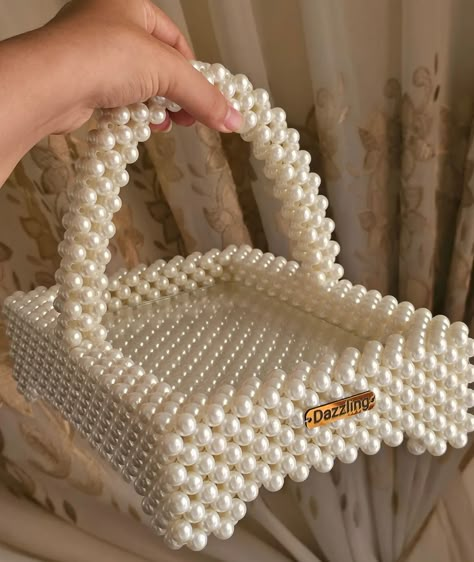 Diy Beaded Bag, Pearls Bag, Unusual Handbags, Hand Beaded Bag, Bead Bag, Handcrafted Dolls, Trendy Purses, Beaded Shoes, Diy Bags Patterns