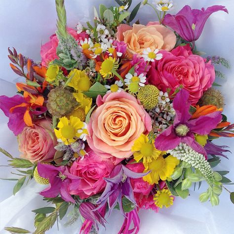 Good Shabbos, Seasonal Plants, Evening Eye Makeup, Bright Bouquet, Exeter Devon, Silk Arrangements, Floral Work, Bouquet Gift, Boquette Flowers