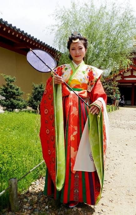 Nara Period, Ancient Japan, Japanese Dress, Period Outfit, Japanese Ceramics, Bronze Sculpture, Nara, Historical Fashion, Present Day