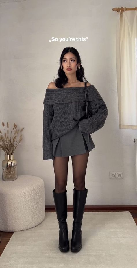 Brunette Outfits Fall, Uni Night Out Outfits, Long Sleeve Shirt And Skirt Outfit, Layerd Outfits Shirt, Off The Shoulder Sweater Dress Outfit, Winter Graduation Guest Outfit, Zara Outfits 2024 Spring, Japan Outfits Fall, Outfit Ideas Jupe