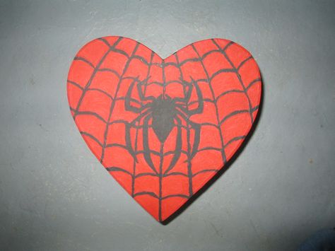 Nothing says "I love you" like a hand-painted Spider-Man heart box filled with candy. Spiderman Venom Tattoo, I Heart Spiderman, Spider Man Heart, Star Trek Cross Stitch, Spider Man Drawing, Spiderman Pixel Art, Lemon Tree From Seed, Venom Tattoo, Spiderman Painting