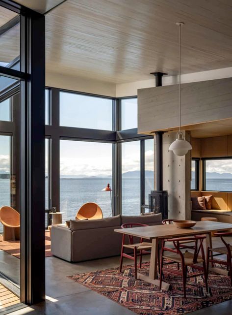 Modern retreat for a nature lover perched over a serene Alaska shoreline Seaview House, Pnw Design, Alaska Homes, Alaska House, Rocky Cliff, Country Property, Lodge House, Interior Cladding, Concrete Retaining Walls