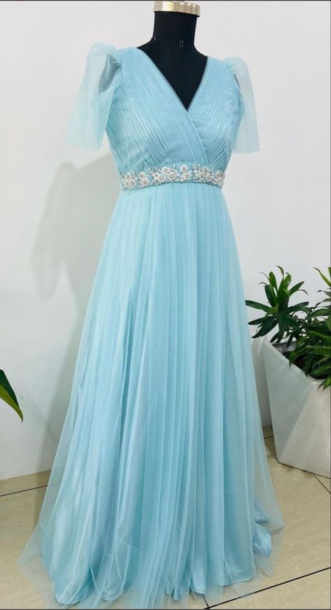 Latest Frocks For Women, Long Gown Models For Stitching, Net Hand Designs For Kurtis, Netted Long Frock Designs, Net Lehanga Models, Net Hands For Long Frocks, Neck Designs For Gowns Indian, Latest Long Frocks Party Wear, Net Neck Designs For Gown