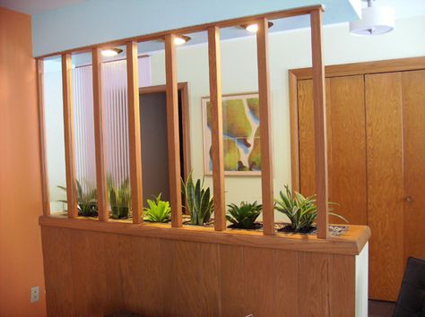 gorgeous indoor planter Mid Century Built Ins, Mid Century Entry, Half Wall Ideas, Indoor Planter Box, Built In Buffet, Pony Wall, Mid Century Planter, Mid Century Modern Living, Mid Century Modern Interiors