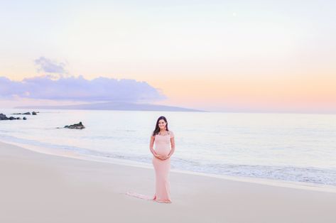 It's one of the most exciting and challenging times in your life: pregnancy. As you and your partner ... Maui Babymoon, Maui Vacation, Pregnant Couple, Natural Lifestyle, Challenging Times, Babymoon, Maybe One Day, New Family, Maternity Photographer