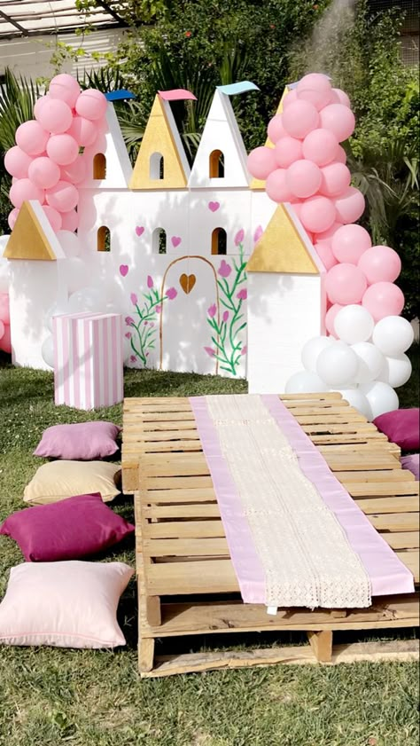 Castle Birthday Decorations, Princess Birthday Party Backdrop, Castle Birthday Party, Castle Birthday, Castle Party, Princess Birthday Party Decorations, Fairy Garden Birthday Party, Instagram Event, Princess Theme Birthday