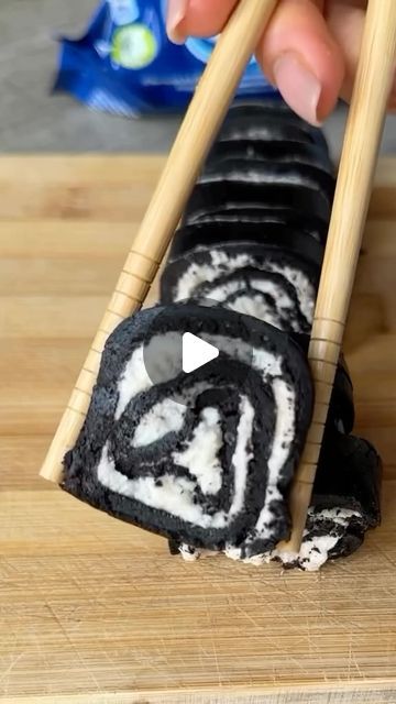 FOOD CENTER 27 | FOOD PAGE on Instagram: "“🍣Craving some sweet and savory goodness? Look no further than this 1 ingredient Oreo sushi recipe! 😋 Whether you’re a sushi pro or just starting out, this tasty treat is a must-try. Trust us, your taste buds will thank you! 🙌🏼 🍱🍫”

CONTENT CREDIT 📹- @purewowrecipes 

Follow @food_center27 for more unique and wow recipes 🤗💕.

Recipe 💖

Ingredients:
•Oreos
•Milk(sorry it’s not mentioned in the video 😅)

Method:
•Take some Oreos and start separating the cream and the cookies.
•Then add Oreos and a Little Bit of milk to make its texture like clay.
•Then add cream to a bowl with little milk in it to make it like a paste.
•Then take a plastic sheet and spread the cookie mixture on top of the sheet and cream paste on top of cookie mixture.
•No Oreo Sushi, Wow Recipes, Sushi Recipe, Recipe Sweet, Sushi Recipes, Plastic Sheet, Recipe Ingredients, Sweet And Savory, Plastic Sheets